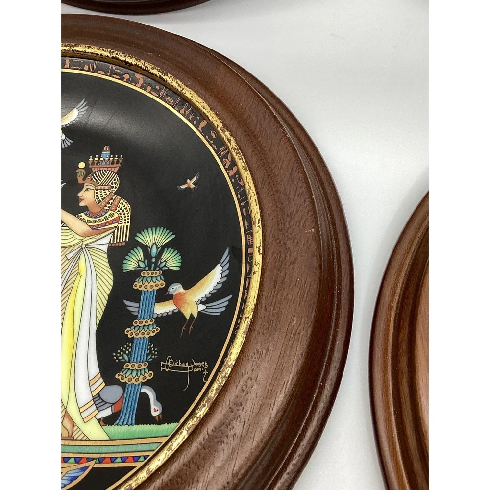 Tutankhamun Collector Plates,‎ Osiris Egyptian Porcelain Set of 5 (TBL-1013)